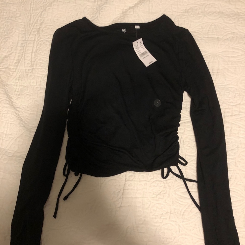 black pac sun cinched long sleeve